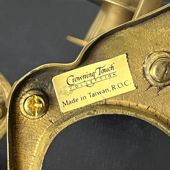 Crowning Touch Solid Brass Vintage Candlestick Wall‎ Sconces w Plate Display